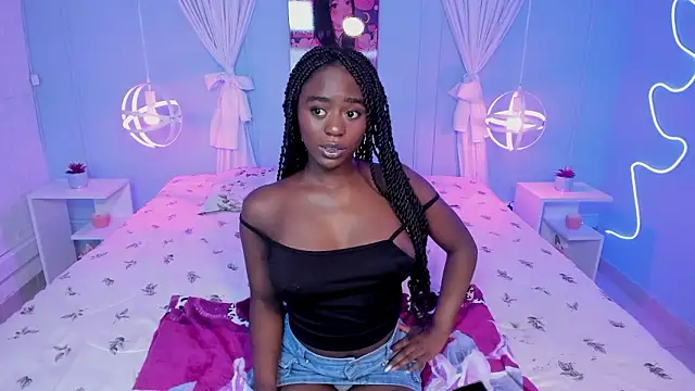 naomi campell online show from 02/22/26, 05:55