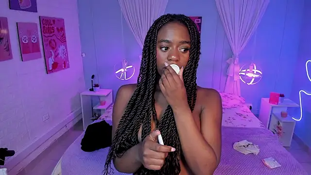 naomi campell online show from 03/09/26, 07:51