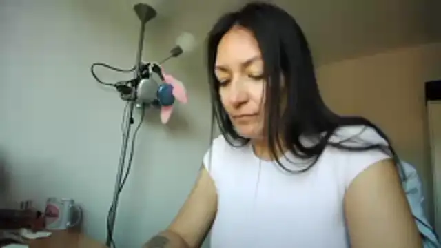 Yulian Milf online show from 02/23/26, 10:12