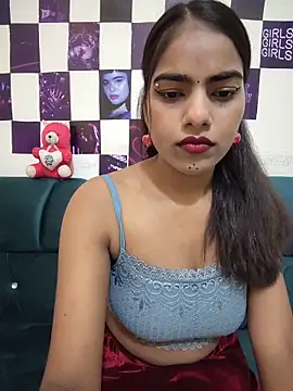 Snapshot of Alisha_Babyy chatting on 06/14/26, 03:19 Alisha Babyy online show from 06/14/26, 03:19