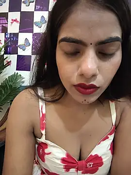 Snapshot of Alisha_Babyy chatting on 07/06/26, 08:22 Alisha Babyy online show from 07/06/26, 08:22