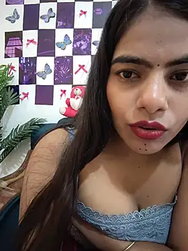Snapshot of Alisha_Babyy chatting on 07/14/26, 03:44 Alisha Babyy online show from 07/14/26, 03:44