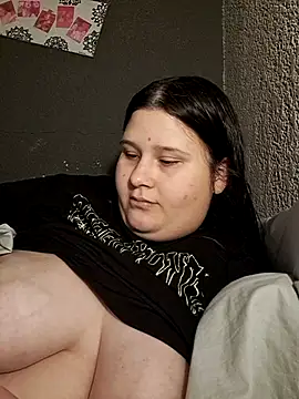 TUWACHA7777 online show from 04/22/26, 04:15