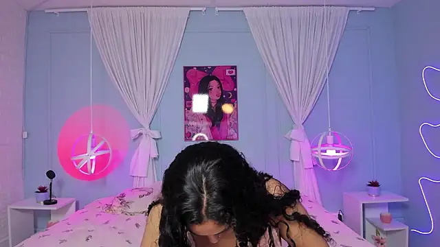 Dany Moon  online show from 02/10/26, 03:32