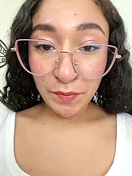 Dany Moon  online show from 04/15/26, 07:43