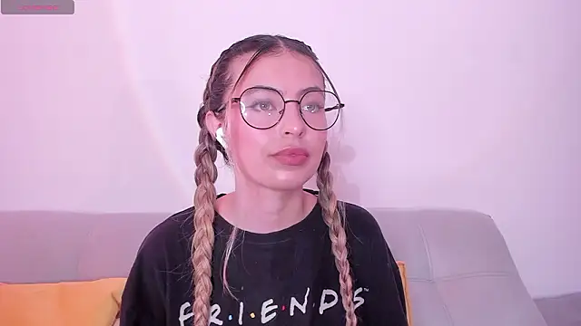 Fernanda aaaa online show from 03/02/26, 02:02