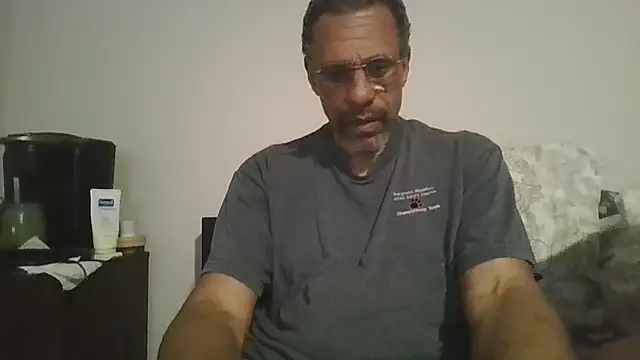 Snapshot of swimmer2496 chatting on 03/08/26, 07:12 swimmer2496 online show from 03/08/26, 07:12