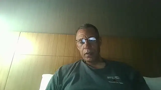 swimmer2496 online show from 04/02/26, 01:36