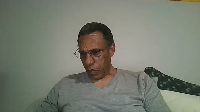 Snapshot of swimmer2496 chatting on 04/27/26, 02:20 swimmer2496 online show from 04/27/26, 02:20