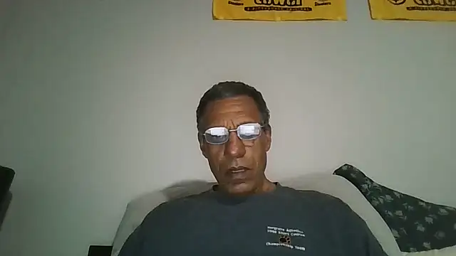 Snapshot of swimmer2496 chatting on 05/09/26, 01:22 swimmer2496 online show from 05/09/26, 01:22