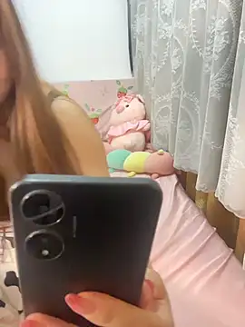 yrainy69 online show from 05/12/26, 11:51