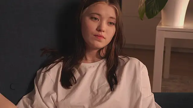 EleniRoeber online show from 02/17/26, 08:26