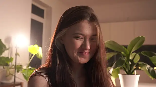 EleniRoeber online show from 03/05/26, 04:36