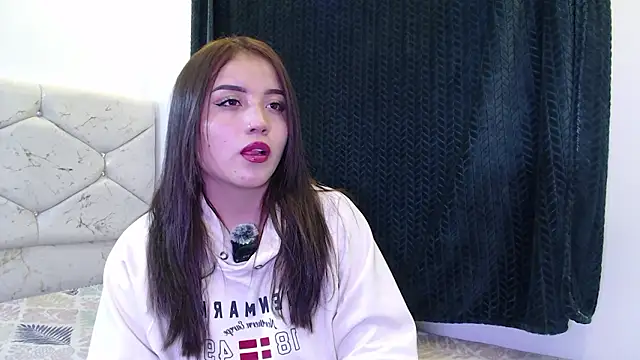 RaivenMoon  online show from 03/05/26, 03:35