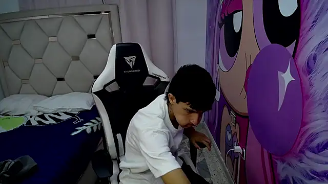 Akyra latinn online show from 02/03/26, 01:27