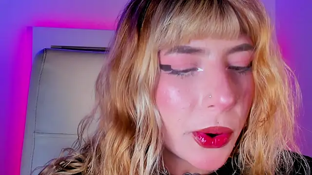 adhalee js online show from 04/20/26, 09:38