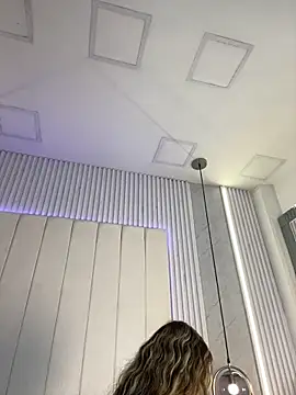 JuliaColemann online show from 02/21/26, 11:22