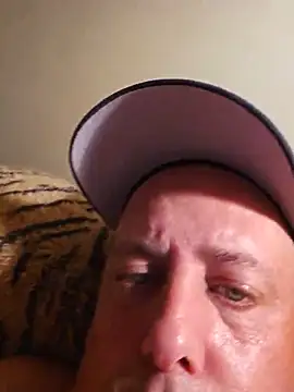 Snapshot of Martin_dick78 chatting on 06/02/26, 08:22 Martin dick78 online show from 06/02/26, 08:22