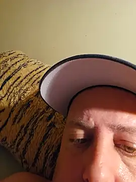 Snapshot of Martin_dick78 chatting on 06/14/26, 09:17 Martin dick78 online show from 06/14/26, 09:17