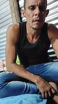 juanmaur22 online show from 01/18/26, 12:03