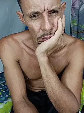 juanmaur22 online show from 02/11/26, 08:47