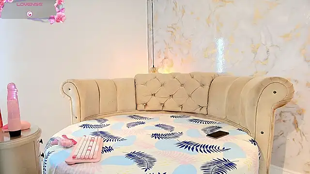 tifanibrown online show from 02/09/26, 01:15