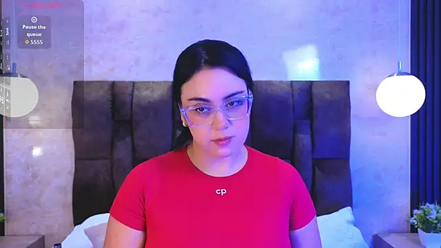 Snapshot of vicky_grey chatting on 05/28/26, 12:46 vicky grey online show from 05/28/26, 12:46