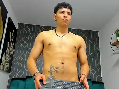 Tobias Vega online show from 03/03/26, 06:03