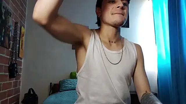 Snapshot of PaulDamico chatting on 05/20/26, 03:51 PaulDamico online show from 05/20/26, 03:51