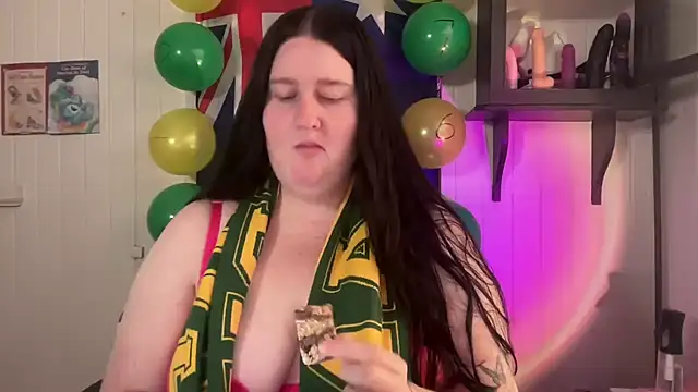 xopeachybaby online show from 07/05/26, 01:45