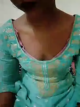 Ayesha Khan1 online show from 03/11/26, 05:13