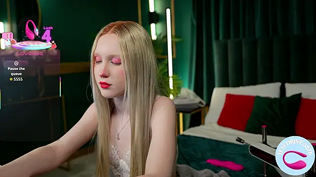 Sia Hart online show from 02/25/26, 06:06