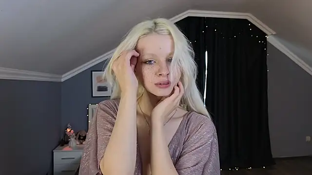 Naomi Demio online show from 02/28/26, 10:27