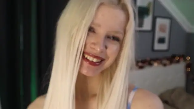 Snapshot of Naomi_Demio chatting on 05/29/26, 03:10 Naomi Demio online show from 05/29/26, 03:10