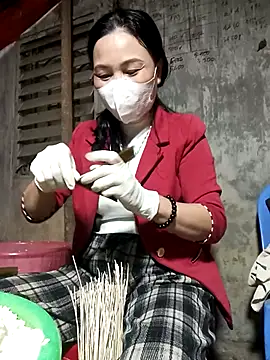 Nuna 689 online show from 02/08/26, 12:14