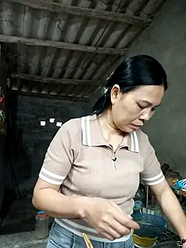 Nuna 689 online show from 03/17/26, 02:38