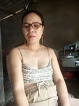 Nuna 689 online show from 04/28/26, 02:27