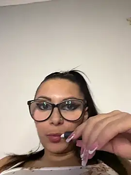 HiddendesireXO01 online show from 02/20/26, 09:54