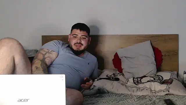 HiddendesireXO01 online show from 03/06/26, 08:16