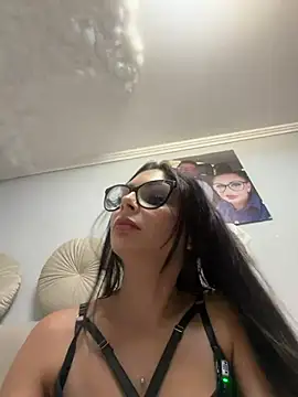 HiddendesireXO01 online show from 07/01/26, 07:13