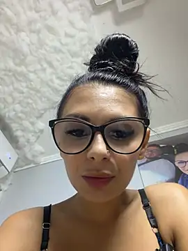 HiddendesireXO01 online show from 07/10/26, 07:27