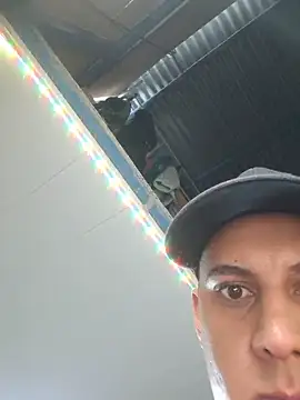 Snapshot of LUis3194 chatting on 06/03/26, 02:08 LUis3194 online show from 06/03/26, 02:08