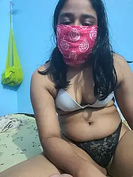 Snapshot of Monika_queen321 chatting on 01/18/26, 05:39 Monika queen321 online show from 01/18/26, 05:39