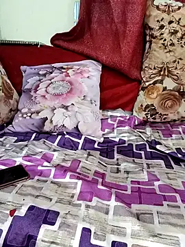 Snapshot of Monika_queen321 chatting on 02/08/26, 06:50 Monika queen321 online show from 02/08/26, 06:50