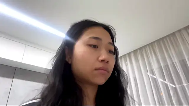 SweetMiaXO online show from 03/02/26, 10:11