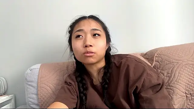 SweetMiaXO online show from 03/11/26, 03:45