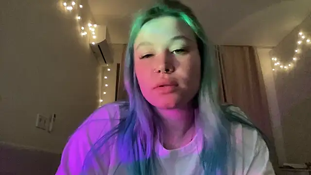 Lulu Di online show from 04/19/26, 09:06