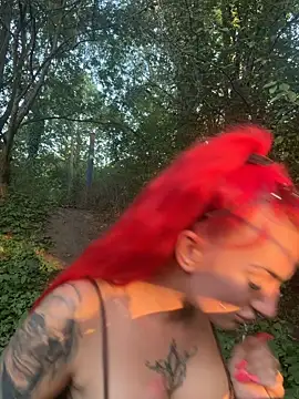 MrsRedFoxy online show from 08/04/26, 05:59