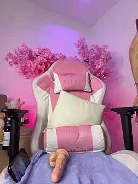 Doll Luna  online show from 02/10/26, 03:21