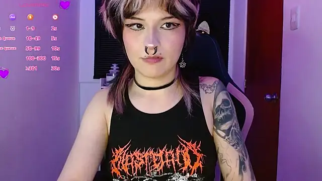 Snapshot of neena_nyx_ chatting on 03/12/26, 09:21 neena nyx online show from 03/12/26, 09:21